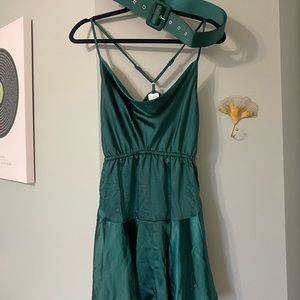 Retro emerald green mini dress
